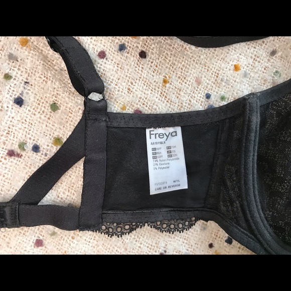 Freya Fancies Lace Plunge Bra - 32H - Picture 13 of 15